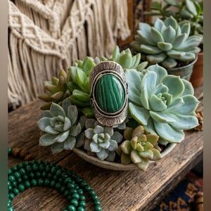 Passage Israel Signed 925 Sterling Silver Malachite Boho Statement Ring Size 6